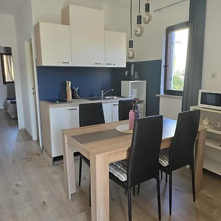 Tesla-one Bedroom Apartman Rovinj